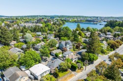 727 Craigflower Rd  Victoria, BC V9A 2W6