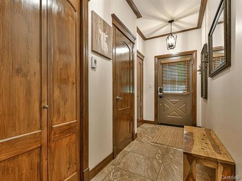 Hall - 7-102 Ch. Des Quatre-Sommets, Mont-Tremblant, QC - Indoor Photo Showing Other Room