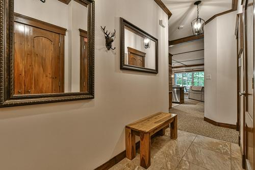 Hall - 7-102 Ch. Des Quatre-Sommets, Mont-Tremblant, QC - Indoor Photo Showing Other Room