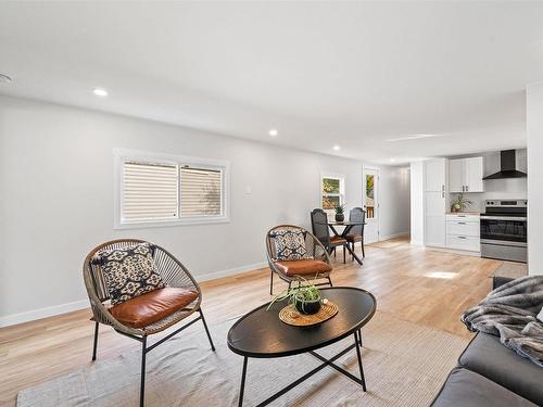 18 Earleton Avenue, Dartmouth, NS 