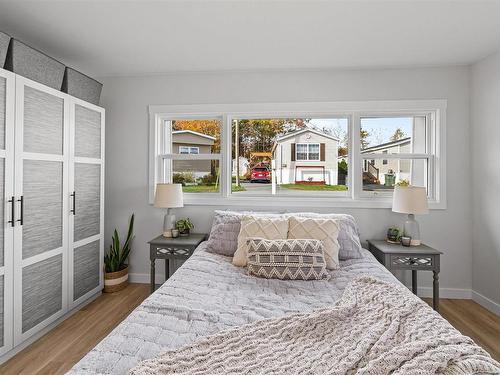 18 Earleton Avenue, Dartmouth, NS 