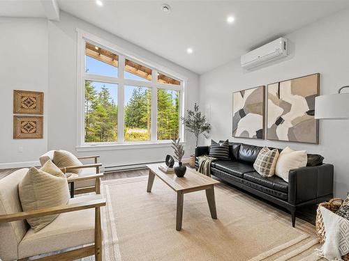 72 Chisholm Road, Onslow Mountain, NS 