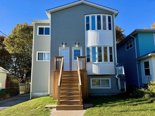 6551 & 6553 London Street  Halifax Peninsula, NS B3L 1X7