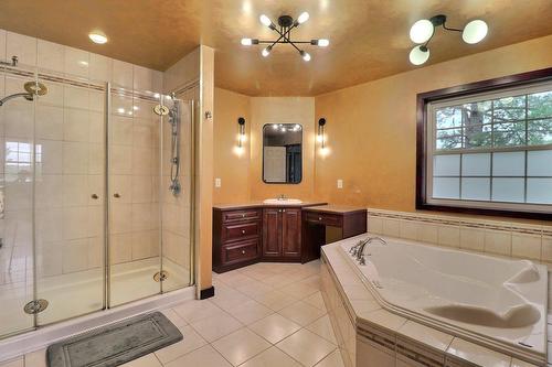  - 23 Ch. Lockhart, Val-Des-Monts, QC 