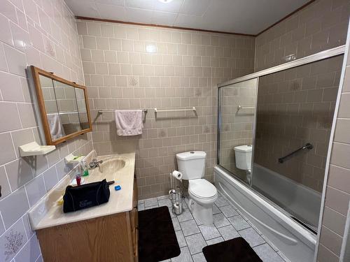 Bathroom - 1009 Boul. Perron, Carleton-Sur-Mer, QC - Indoor Photo Showing Bathroom