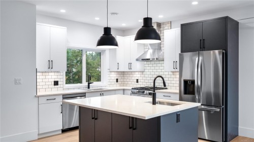 858 Tomack Loop, Langford, BC 