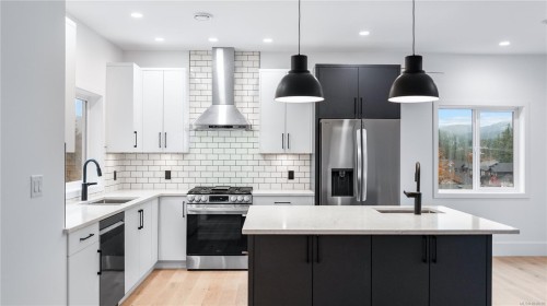 858 Tomack Loop, Langford, BC 