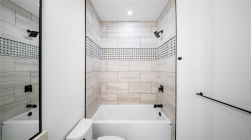 858 Tomack Loop, Langford, BC 