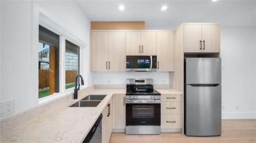 858 Tomack Loop, Langford, BC 