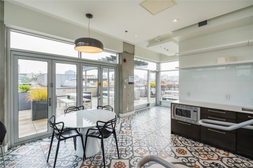 211-456 Pandora Ave, Victoria, BC - Indoor