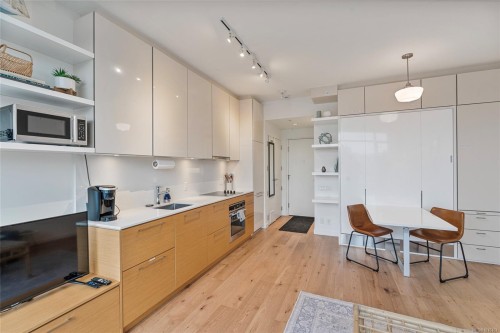 211-456 Pandora Ave, Victoria, BC - Indoor Photo Showing Kitchen With Upgraded Kitchen