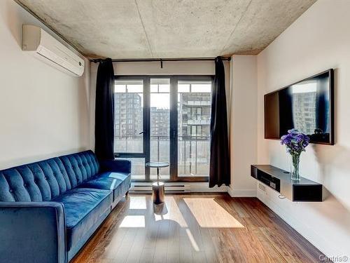 Living room - 1406-198 Rue Ann, Montréal (Le Sud-Ouest), QC - Indoor Photo Showing Living Room