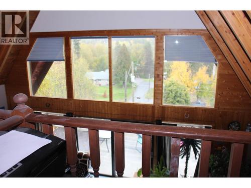 1230 Fox Road, Montrose, BC - Indoor Photo Showing Other Room