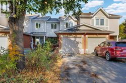 104 BANCHORY CRESCENT  Ottawa, ON K2K 2V2