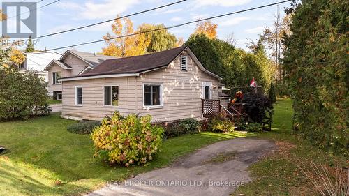 15 LOVEJOY STREET  Tay, ON L0K 2A0