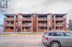 41 ALBERT STREET  Hamilton (Blakeley), ON L8M 2Y1