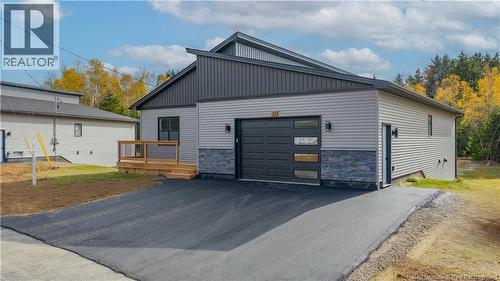 15 Bellbottom Way  Quispamsis, NB E2G 0M8