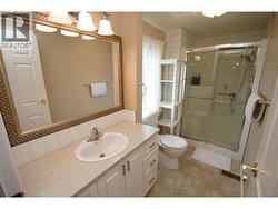 Primary Bedroom Ensuite - 