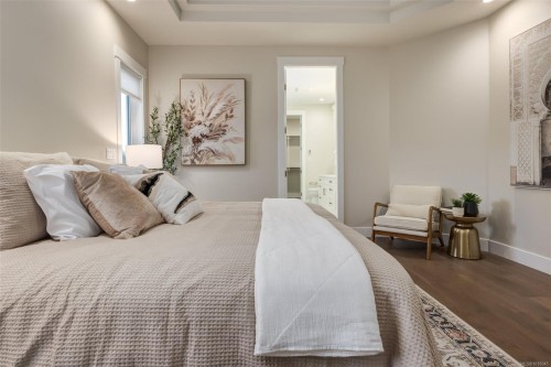 1189 Lee Rd, Parksville, BC - Indoor Photo Showing Bedroom