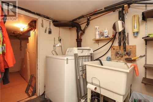 5 Pietro, Copper Cliff, ON - Indoor Photo Showing Laundry Room