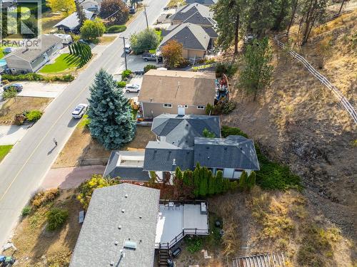 320 Moubray Road, Kelowna, BC - Outdoor With View