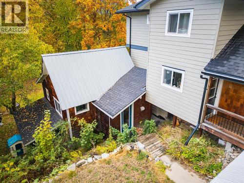 2102 Falls Street, Nelson, BC - Outdoor With Exterior