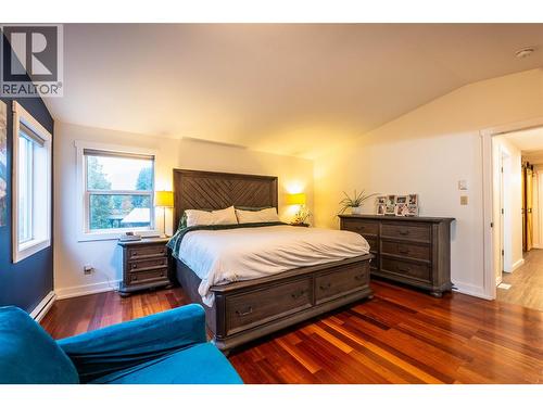 2102 Falls Street, Nelson, BC - Indoor Photo Showing Bedroom