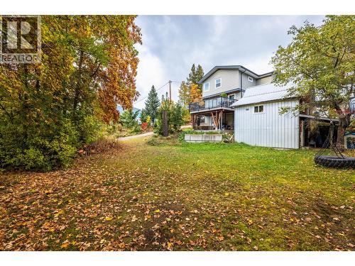 2102 Falls Street, Nelson, BC - Outdoor