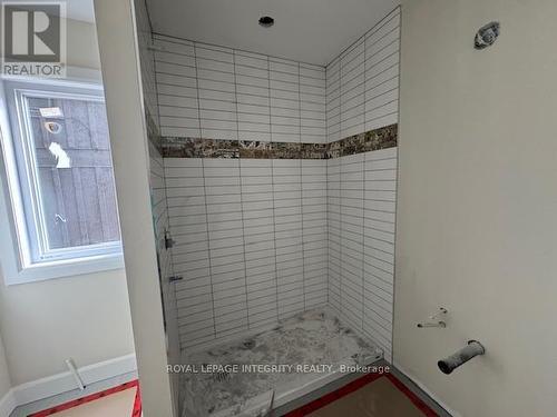 9 Gwynne Avenue, Ottawa, ON - Indoor