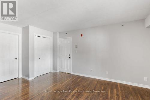 106 - 4013 Kilmer Avenue, Burlington, ON - Indoor Photo Showing Other Room