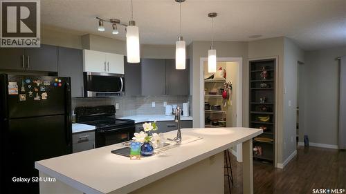5110 Mitchinson Way, Regina, SK - Indoor Photo Showing Kitchen