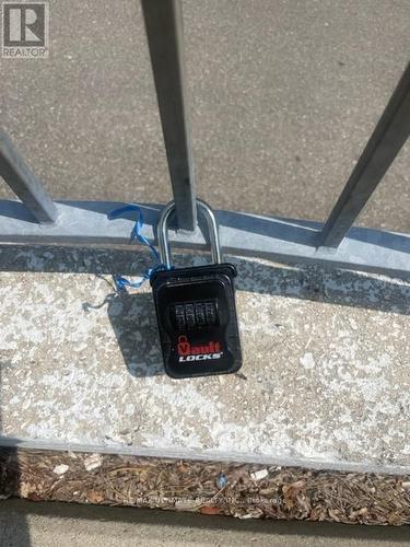 1007 - 530 Lolita Garden, Mississauga, ON - 