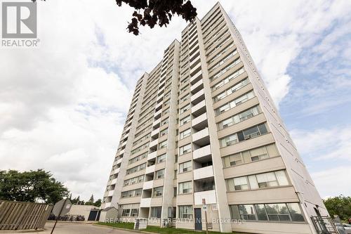1007 - 530 Lolita Garden, Mississauga, ON - Outdoor With Balcony With Facade