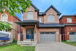 16 BEECHBOROUGH CRESCENT  East Gwillimbury, ON L9N 0P2