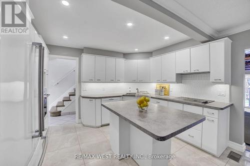 31 Lower Horning Road, Hamilton, ON - Indoor Photo Showing Kitchen