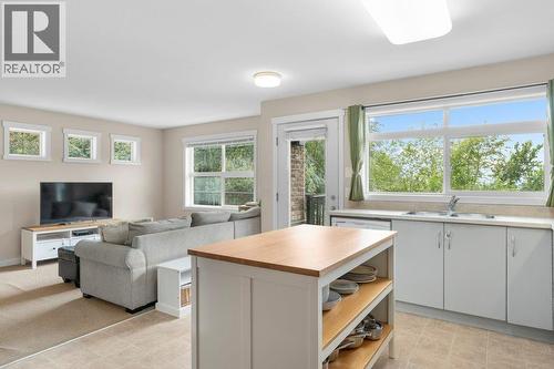 Kitchen View - 1477 Glenmore Road N Unit# 101B, Kelowna, BC - Indoor Photo Showing Living Room