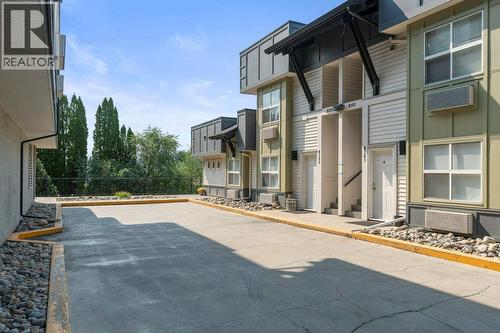 Complex - 1477 Glenmore Road N Unit# 101B, Kelowna, BC - Outdoor
