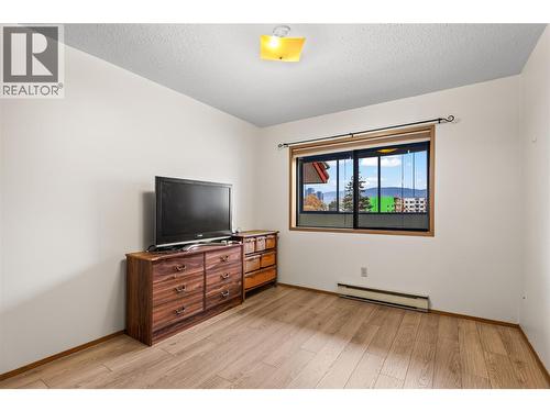 2nd bdrm /laminate floor - 2110 Hoy Street Unit# 306, Kelowna, BC - Indoor