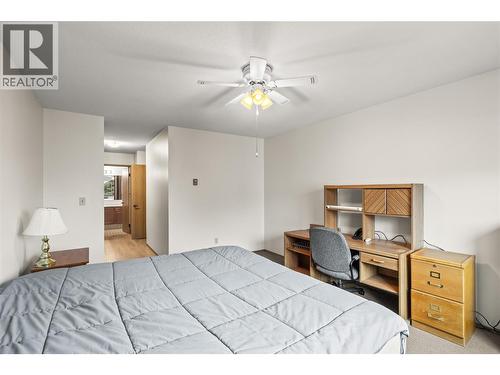 2110 Hoy Street Unit# 306, Kelowna, BC - Indoor Photo Showing Bedroom