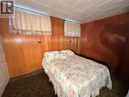 8267 Riverside Drive, Grand Forks, BC - Indoor Photo Showing Bedroom