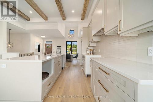 2 - 29 Whittlers Cove Lane, Rideau Lakes, ON - Indoor Photo Showing Kitchen With Upgraded Kitchen