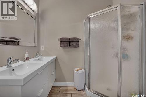 214 4Th Street, Hague, SK - Indoor Photo Showing Bathroom