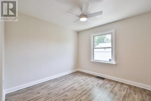 256 Walter Avenue S, Hamilton, ON - Indoor Photo Showing Other Room