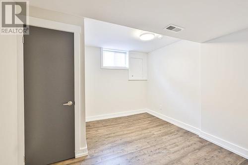 256 Walter Avenue S, Hamilton, ON - Indoor Photo Showing Other Room