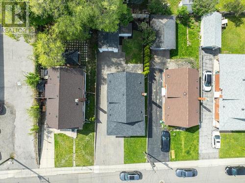 256 Walter Avenue S, Hamilton, ON - Outdoor