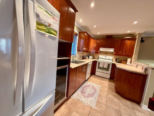 Cuisine - 167 Av. St-Denis, Saint-Sauveur, QC - Indoor Photo Showing Kitchen
