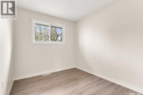 539 3Rd Street Ne, Ituna, SK - Indoor Photo Showing Other Room