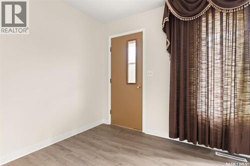 539 3Rd Street Ne, Ituna, SK - Indoor Photo Showing Other Room