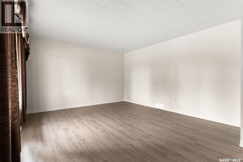 539 3Rd Street Ne, Ituna, SK - Indoor Photo Showing Other Room