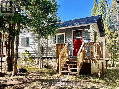 61 ROBERT ROAD W  Huntsville (Chaffey), ON P1H 1L4